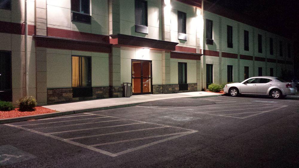 Pleasant Night Inn- Carthage Ny Экстерьер фото