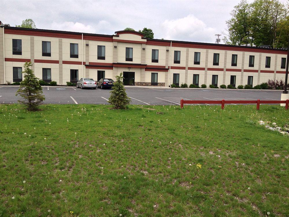 Pleasant Night Inn- Carthage Ny Экстерьер фото